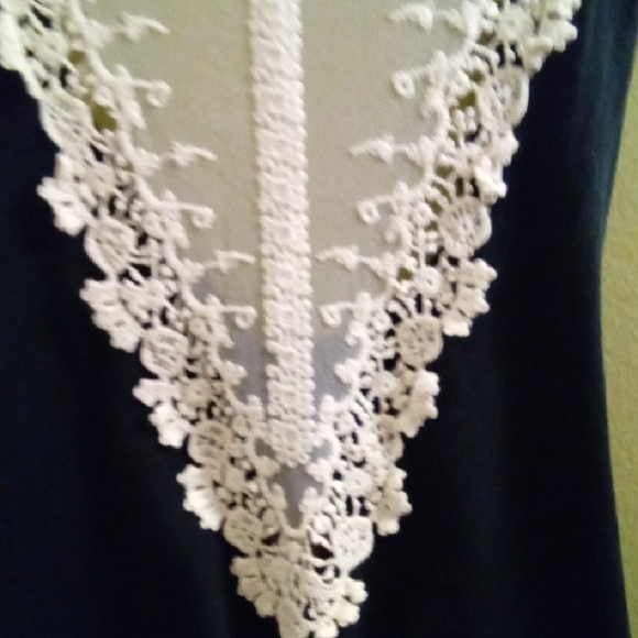 Womans M Forever 21 Black Rebel Rider Tank Top Cutout Lace Back Trim Summery - Picture 4 of 4